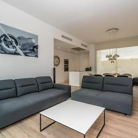 Villa Acacia Dehesa de Campoamor (Orihuela Costa)